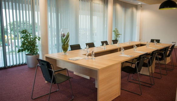 Piano Conference Room
